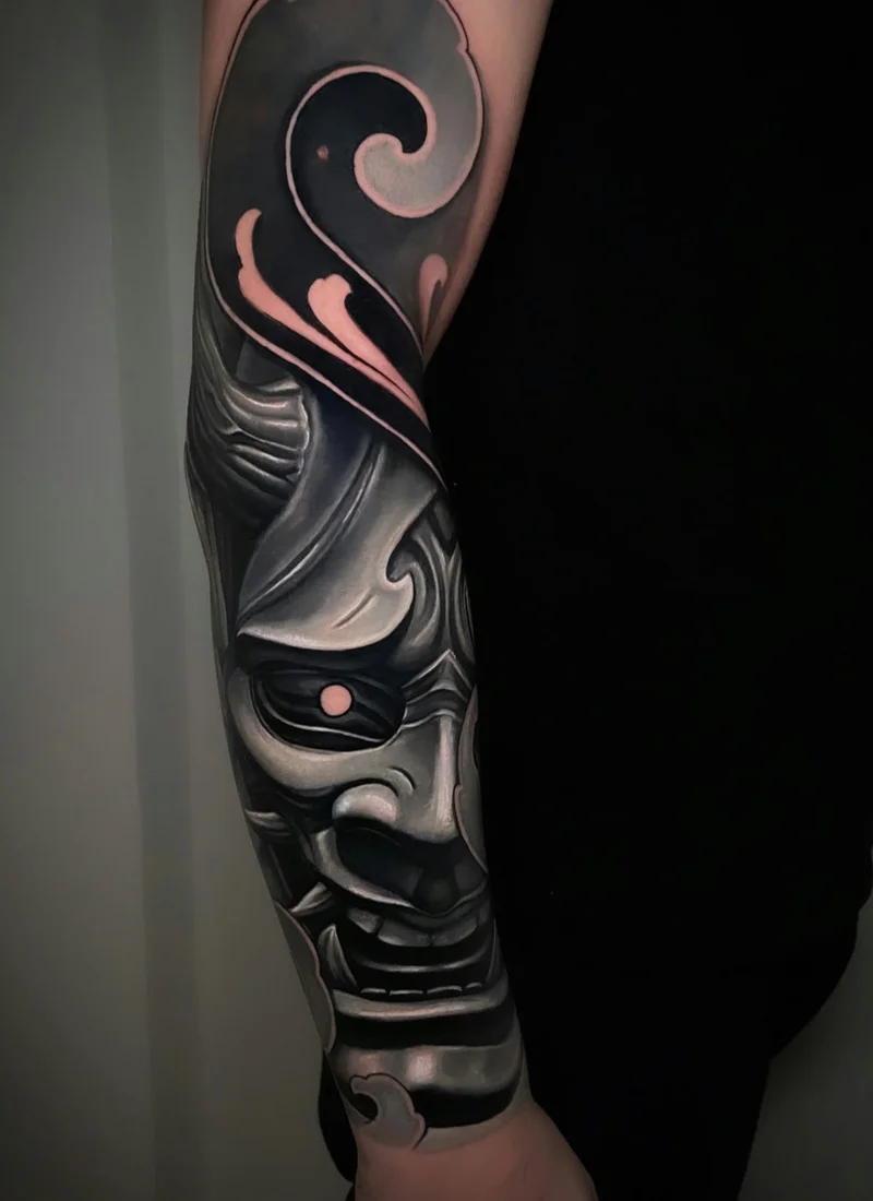Master of Realism and Cover-Ups: The Art of Tomek Glinski — iNKPPL